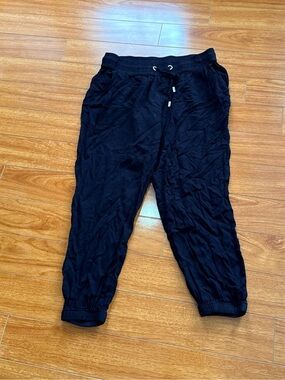 Black Drawstring capri Jogger Pants